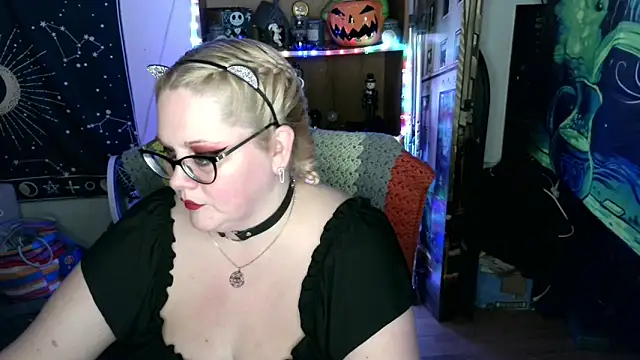 Kinky Witch online show from April 2026 01:06:01 AM