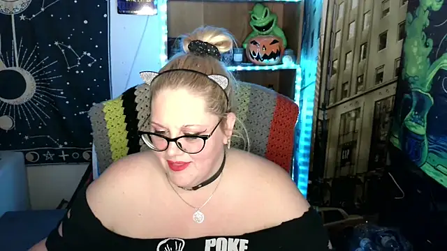 Kinky Witch online show from May 2026 01:32:02 AM