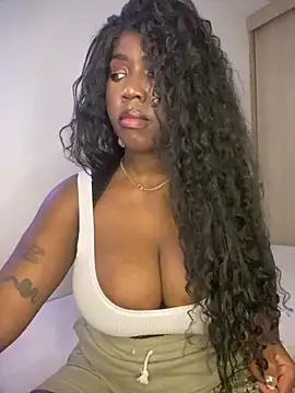Alexia 24 online show from May 2026 12:05:01 AM