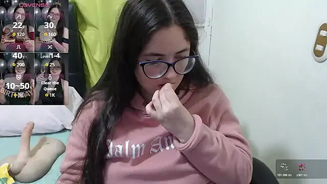 KrystalAdams online show from March 2026 02:01:02 PM