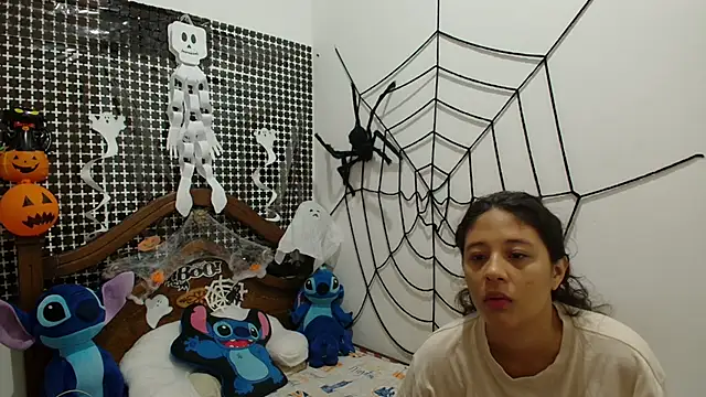 Aria Arthur online show from October 2025 10:05:02 AM