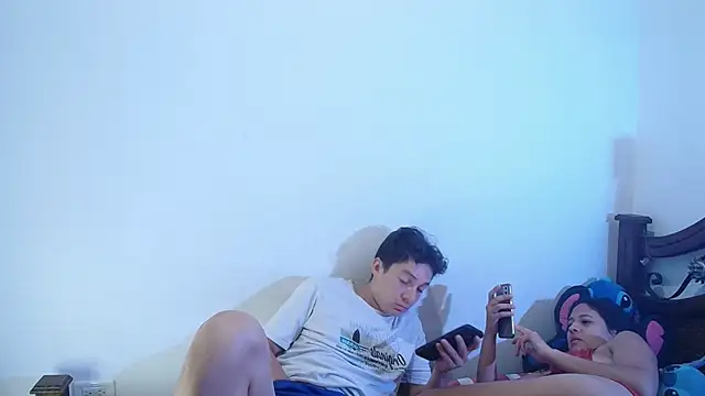 Aria Arthur online show from November 2025 11:43:01 AM