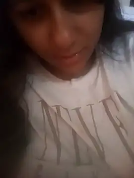 Snapshot of srtsara chatting on November 2025 08:47:02 PM srtsara online show from November 2025 08:47:02 PM