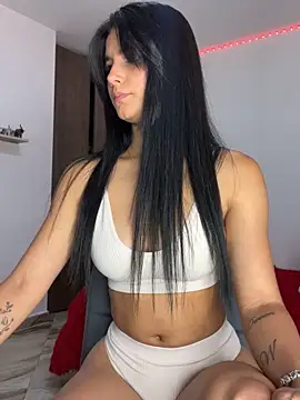 Vaneza G1 online show from April 2026 04:49:02 AM