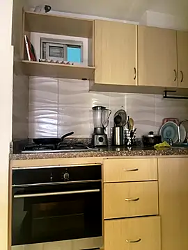 Snapshot of Becca_Johnson_u chatting on October 2025 12:09:02 AM Becca Johnson u online show from October 2025 12:09:02 AM