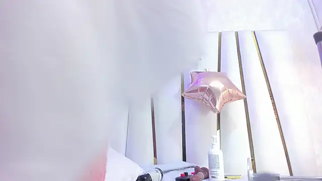 Snapshot of juliette_pretty_ chatting on March 2026 08:08:01 AM juliette pretty online show from March 2026 08:08:01 AM