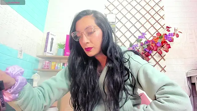 SALOME KORLAND online show from June 2026 03:10:02 PM
