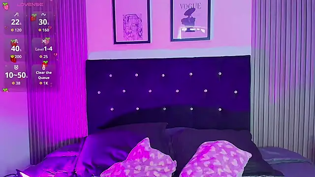 ashlycarteer online show from December 2025 07:00:01 PM