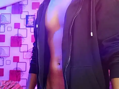 ChiseledCharm online show from November 2025 07:02:01 PM