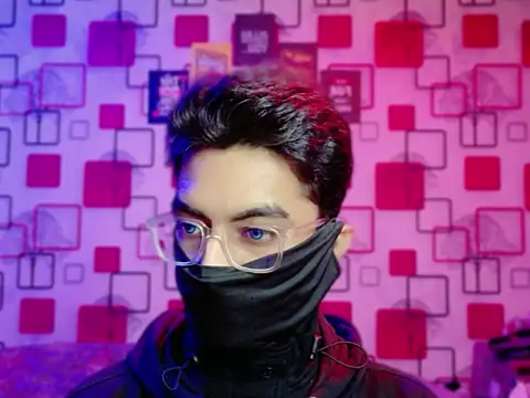 ChiseledCharm online show from December 2025 08:27:01 PM