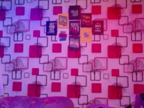 ChiseledCharm online show from December 2025 06:59:02 PM