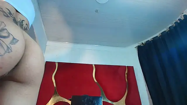 Snapshot of chaniesmith69x chatting on February 2026 03:18:01 AM chaniesmith69x online show from February 2026 03:18:01 AM