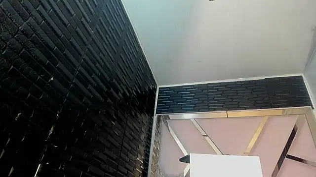 chaniesmith69x online show from June 2026 10:34:02 PM