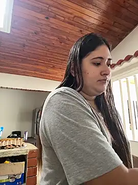 Gaby  Howards online show from December 2025 01:40:02 PM