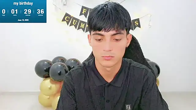 Snapshot of Thommy_cute chatting on June 2026 03:29:01 AM Thommy cute online show from June 2026 03:29:01 AM
