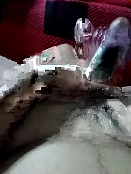 Snapshot of Ravenvodka chatting on November 2025 08:02:02 AM Ravenvodka online show from November 2025 08:02:02 AM