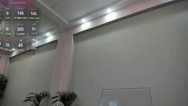 MayaHellen online show from October 2025 04:56:01 AM