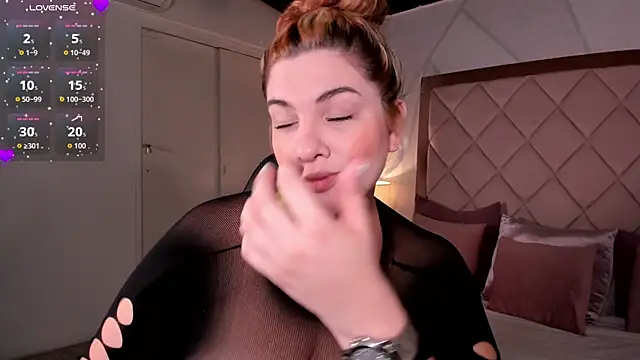 anabelle clark online show from October 2025 11:55:02 AM