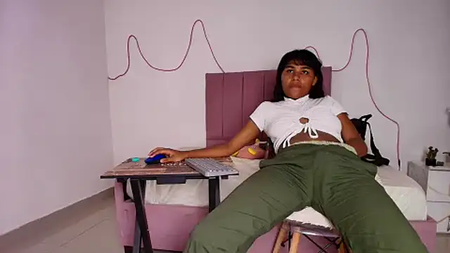 Snapshot of Andre_lezcano chatting on March 2026 05:31:02 PM Andre lezcano online show from March 2026 05:31:02 PM