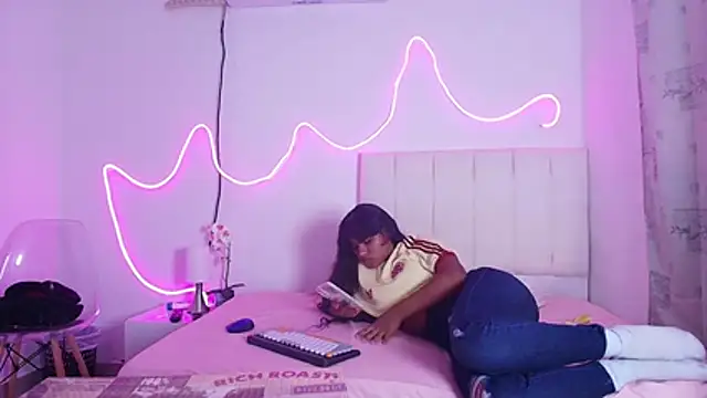 Snapshot of Andre_lezcano chatting on March 2026 10:32:01 PM Andre lezcano online show from March 2026 10:32:01 PM