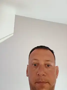 Alessio1987 online show from June 2026 11:20:02 AM