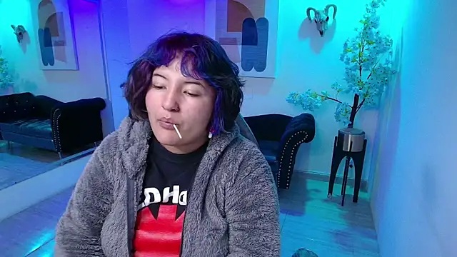 Ritsuka berry online show from November 2025 03:18:02 AM