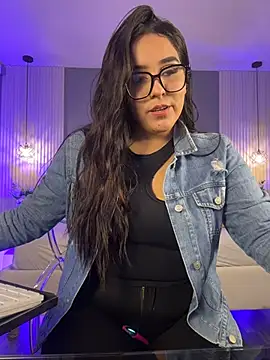 KatlynRous online show from June 2026 07:05:01 PM