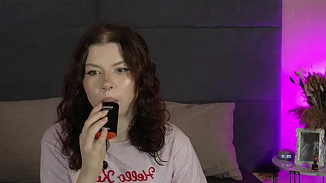 RianaRey online show from June 2026 06:18:01 AM
