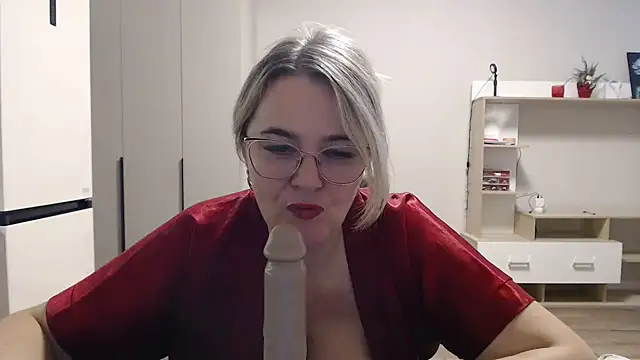 Snapshot of EleanoraDream chatting on January 2026 08:09:02 AM EleanoraDream online show from January 2026 08:09:02 AM