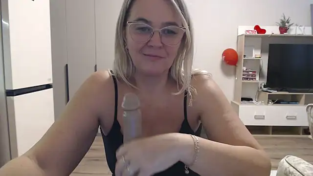 EleanoraDream online show from March 2026 06:13:01 AM