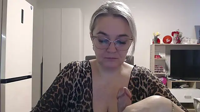 EleanoraDream online show from May 2026 07:50:02 AM