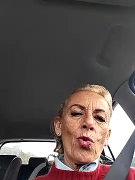 clarabell4 online show from December 2025 07:50:02 AM