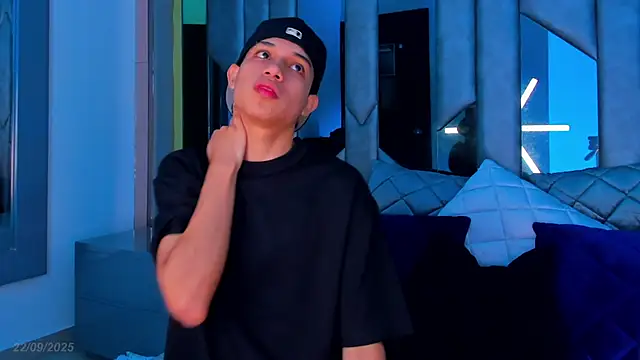 Snapshot of Sebax_Young chatting on September 2025 04:26:01 AM Sebax Young online show from September 2025 04:26:01 AM