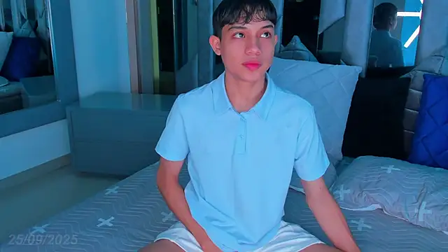 Snapshot of Sebax_Young chatting on September 2025 07:50:02 PM Sebax Young online show from September 2025 07:50:02 PM