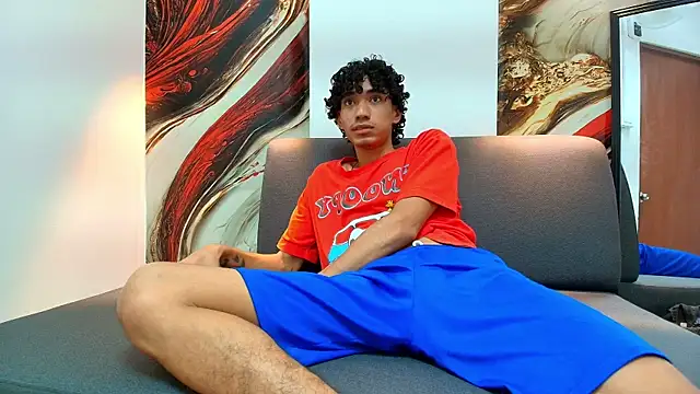 Snapshot of simondwayne chatting on April 2026 07:22:02 PM simondwayne online show from April 2026 07:22:02 PM