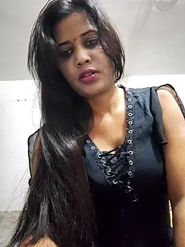 Snapshot of cute_radhikaa chatting on March 2026 11:43:02 AM cute radhikaa online show from March 2026 11:43:02 AM