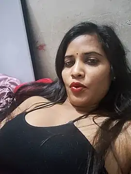 Snapshot of cute_radhikaa chatting on April 2026 09:23:01 PM cute radhikaa online show from April 2026 09:23:01 PM