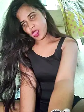 Snapshot of cute_radhikaa chatting on May 2026 11:20:01 AM cute radhikaa online show from May 2026 11:20:01 AM