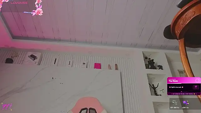 Chloe cooperr online show from April 2026 02:27:02 AM