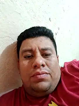 Snapshot of JesVel chatting on October 2025 01:02:02 AM JesVel online show from October 2025 01:02:02 AM