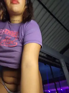Yessica Lopezz online show from June 2026 10:27:02 AM