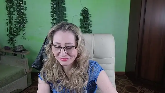 Habibi Honeyy online show from March 2026 01:18:01 PM