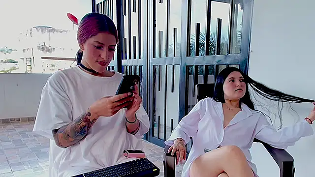 Snapshot of Celestee69 chatting on October 2025 08:51:01 PM Celestee69 online show from October 2025 08:51:01 PM