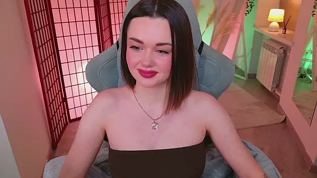 Snapshot of AvaFlower chatting on January 2026 02:11:01 PM AvaFlower online show from January 2026 02:11:01 PM