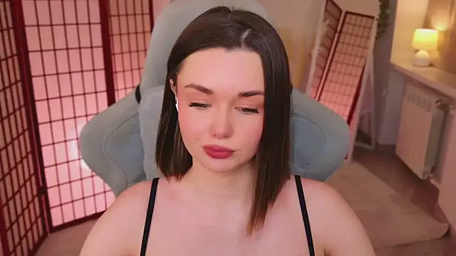 Snapshot of AvaFlower chatting on February 2026 02:54:02 PM AvaFlower online show from February 2026 02:54:02 PM