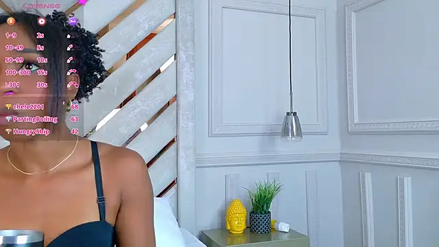 Snapshot of Agatha-Adams chatting on October 2025 02:05:02 PM Agatha-Adams online show from October 2025 02:05:02 PM