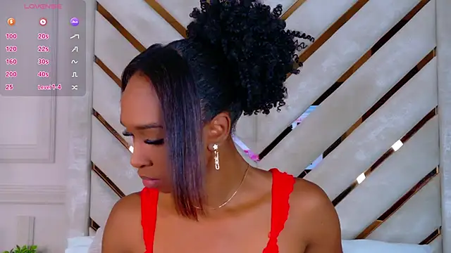 Snapshot of Agatha-Adams chatting on October 2025 05:03:01 PM Agatha-Adams online show from October 2025 05:03:01 PM