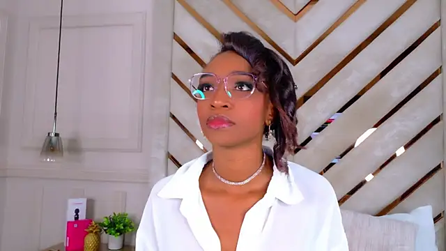 Snapshot of Agatha-Adams chatting on November 2025 03:14:02 PM Agatha-Adams online show from November 2025 03:14:02 PM