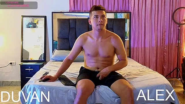 Snapshot of hot_latin_boys chatting on October 2025 12:08:02 AM hot latin boys online show from October 2025 12:08:02 AM