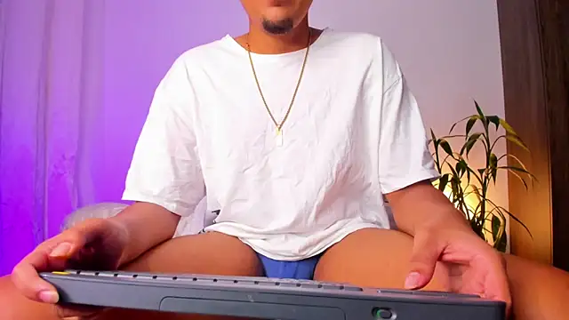 asmodeo 33 online show from September 2025 11:18:01 PM